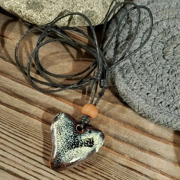 Handcrafted Artsy Heart Glazed Blue Brown Cream Porcelain Pendant Necklace - Picture 5 of 7